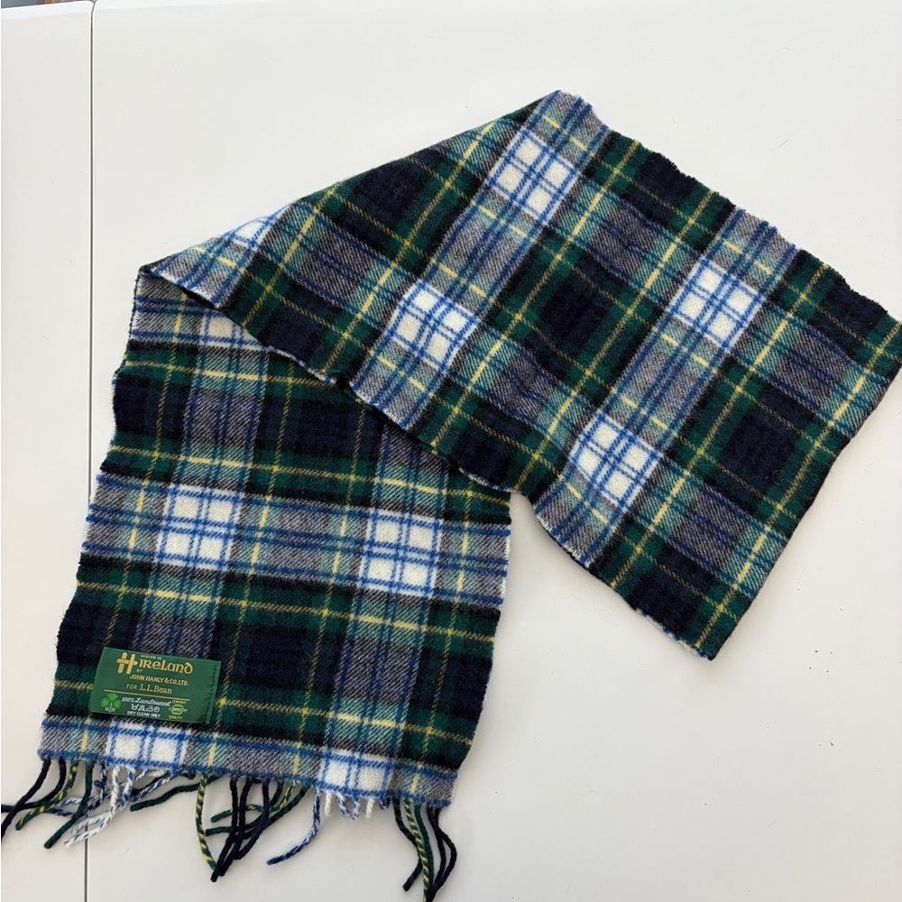 John Hanly Ireland L.L. Bean 100% Lambswool Plaid Scarf Fringe